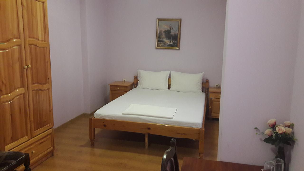 Fenerite Family Hotel Targowischte Exterior foto